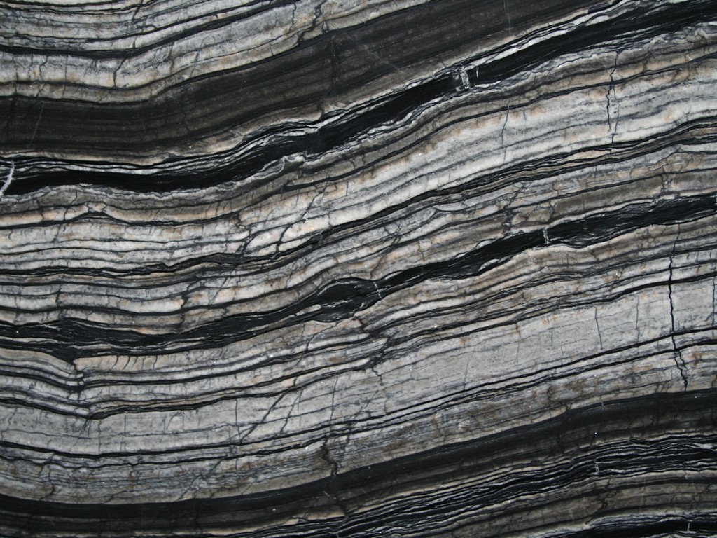 SILVER WAVE (KENIA BLACK) MARBLE