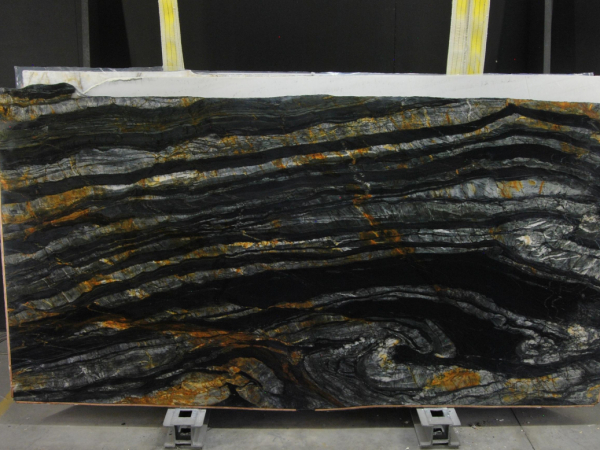 QUARZITE MACCHIAVECCHIA BLACK
